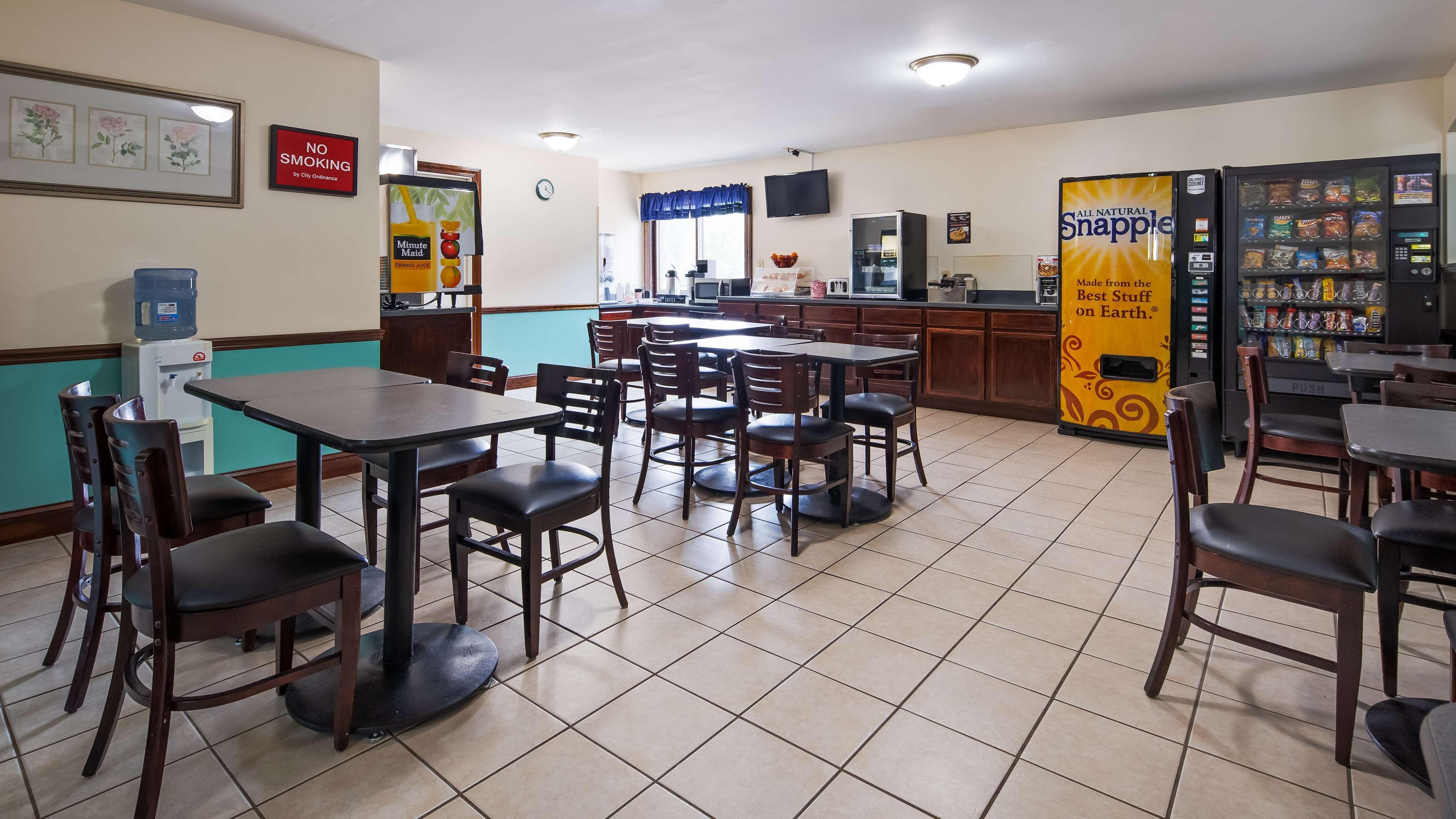 Surestay Hotel By Best Western Greenville Exterior photo